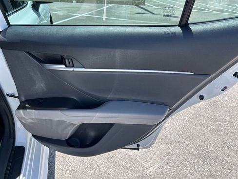 Used 2023 Toyota Camry SE image 46