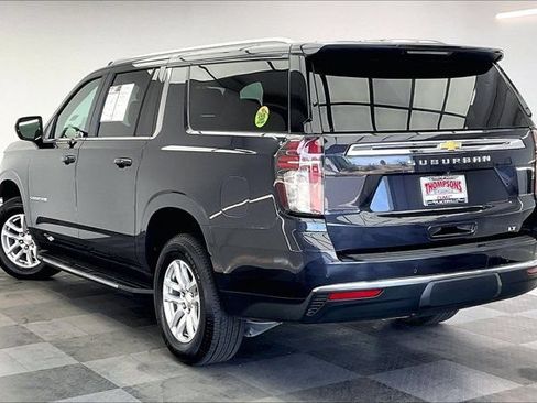 Used 2024 Chevrolet Suburban LT AWD/4WD image 10