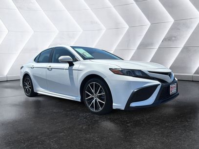 Used 2023 Toyota Camry SE