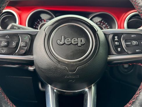 Used 2020 Jeep Gladiator Rubicon image 24