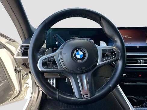 Used 2023 BMW 330i Sedan w/ M Sport Package RWD image 11