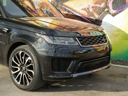 Used 2020 Land Rover Range Rover Sport HSE image 2