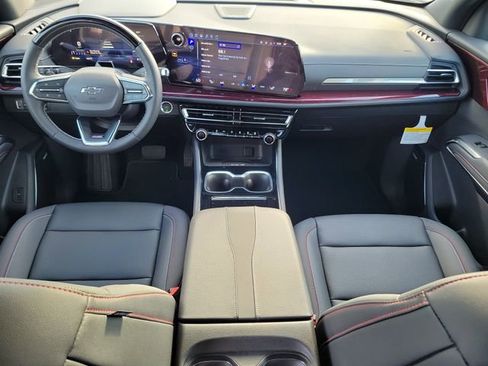 New 2026 Chevrolet Traverse Z71 w/ Enhanced Driving Package AWD/4WD image 17
