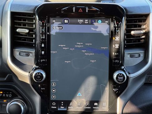 Used 2024 RAM 2500 Big Horn w/ Sport Appearance Package image 3