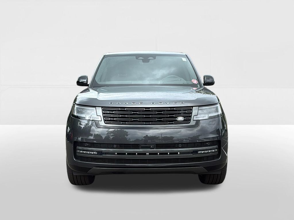 Used 2026 Land Rover Range Rover SE AWD/4WD image 3