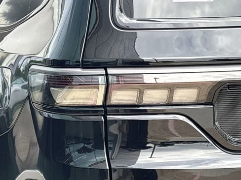 New 2026 Jeep Grand Wagoneer 4WD image 6