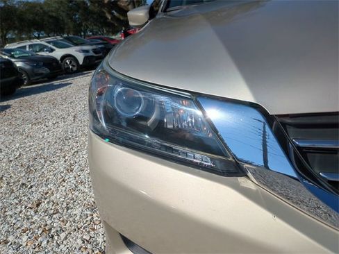 Used 2013 Honda Accord LX image 10