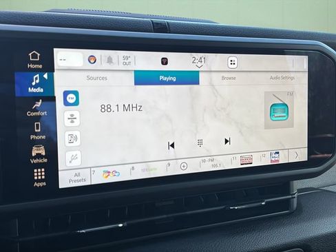 Certified 2024 Jeep Gladiator Sport image 30