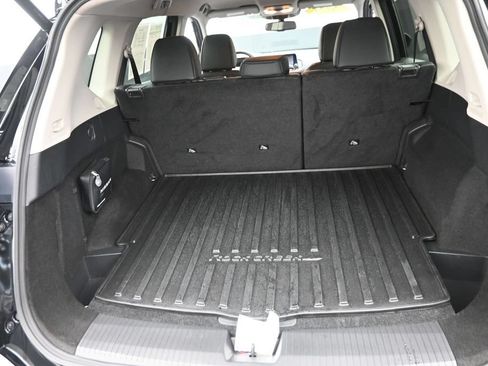 Used 2025 Nissan Rogue SV w/ Rock Creek Premium Package AWD/4WD image 19