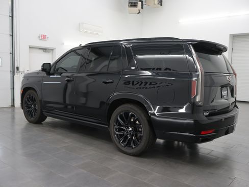 Used 2021 Cadillac Escalade Sport Platinum AWD/4WD image 5