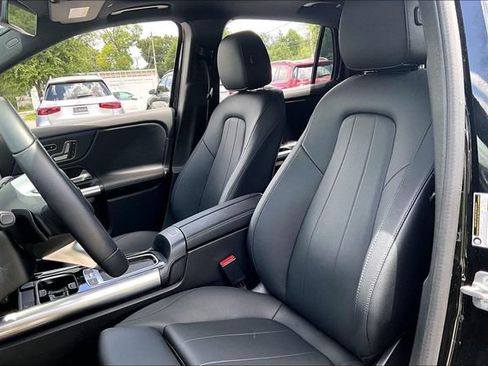 Used 2025 Mercedes-Benz GLA 250 image 8