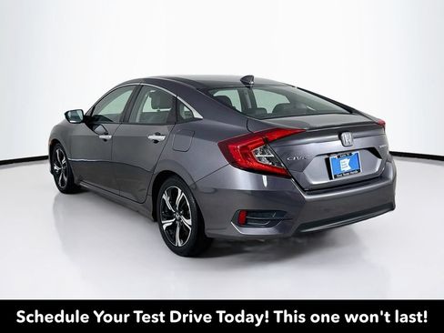 Used 2016 Honda Civic Touring image 6