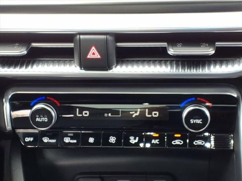 Used 2023 Kia K5 GT image 23