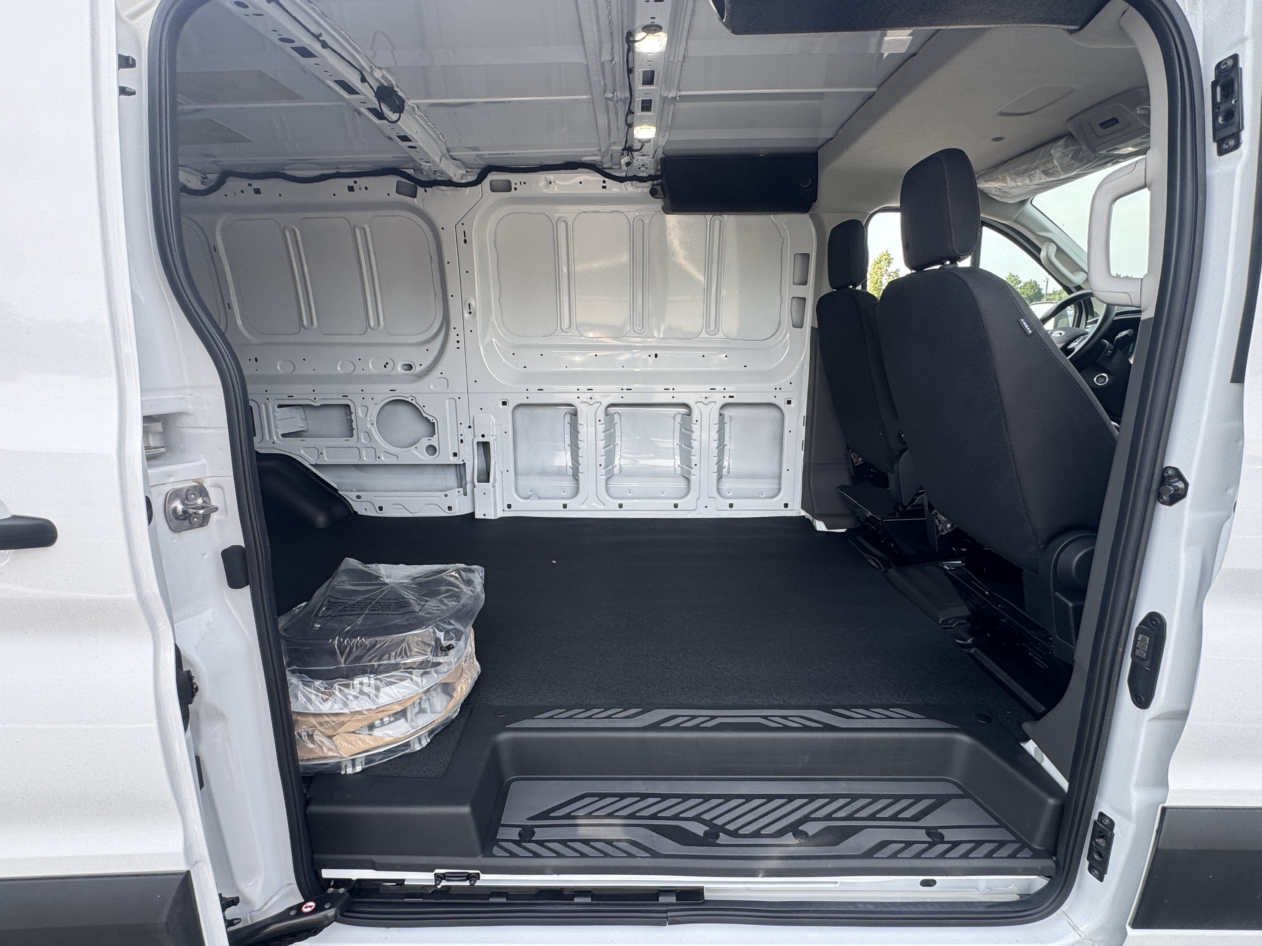 Used 2024 Ford E-Transit Low Roof RWD image 13