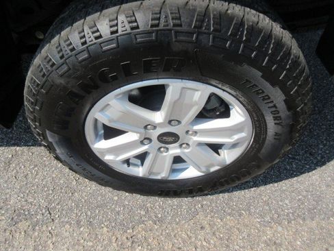 Used 2025 Ford Ranger XL RWD image 10