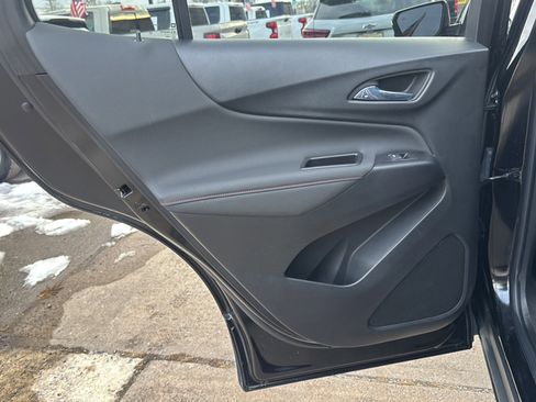 Used 2022 Chevrolet Equinox RS w/ RS Leather Package image 24