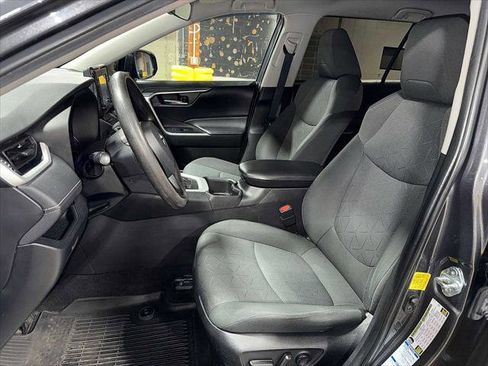 Certified 2022 Toyota RAV4 XLE image 15