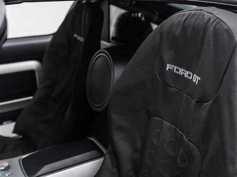 Used 2006 Ford GT RWD image 44