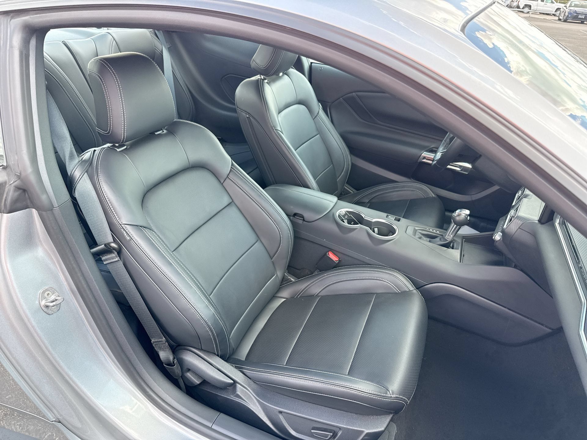 Used 2026 Ford Mustang Premium RWD image 25