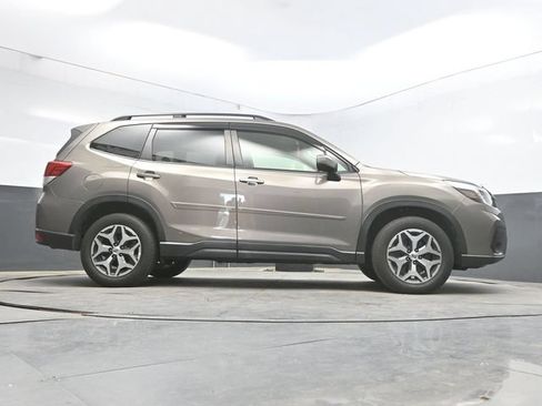 Used 2020 Subaru Forester Premium AWD/4WD image 43