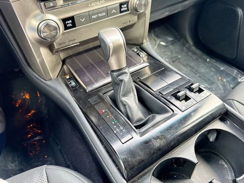 Used 2020 Lexus GX 460 Premium image 29