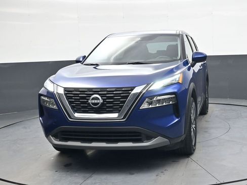 Used 2023 Nissan Rogue SV image 9