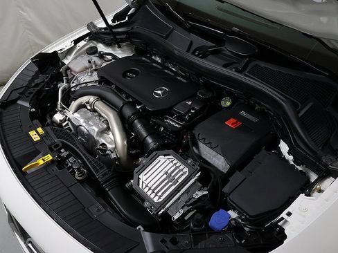 Certified 2026 Mercedes-Benz GLA 250 4MATIC image 38