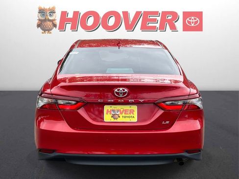 Used 2023 Toyota Camry LE image 3