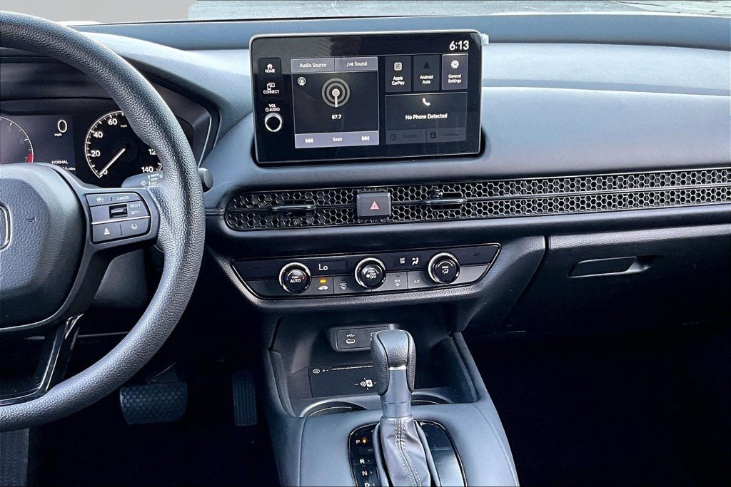 Certified 2026 Honda HR-V LX image 9