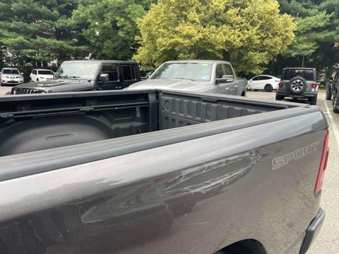 Used 2023 RAM 1500 Laramie AWD/4WD image 12