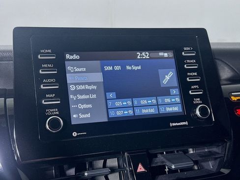 Used 2024 Toyota Camry SE image 28