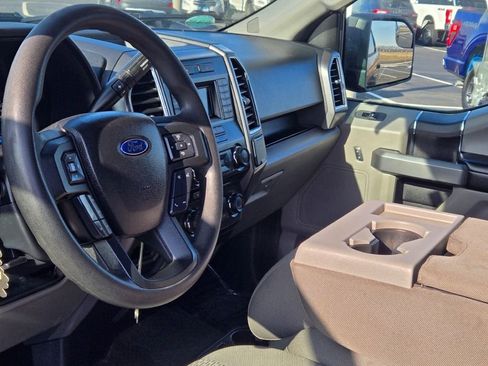 Used 2016 Ford F150 XLT image 23
