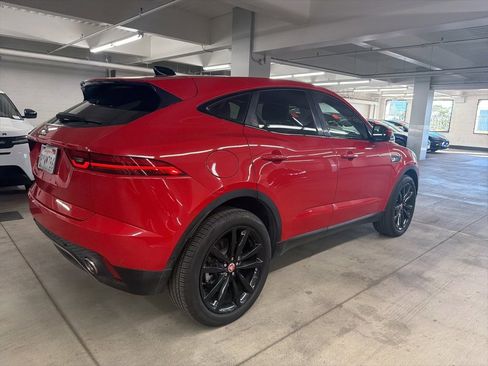 Used 2021 Jaguar E-PACE SE image 3