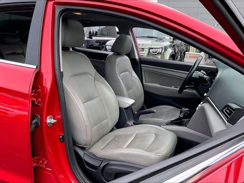 Used 2020 Hyundai Elantra Limited w/ Ultimate Package 03 image 9
