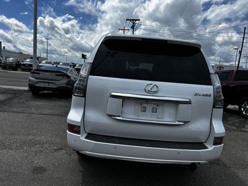 Used 2014 Lexus GX 460 Luxury AWD/4WD image 4