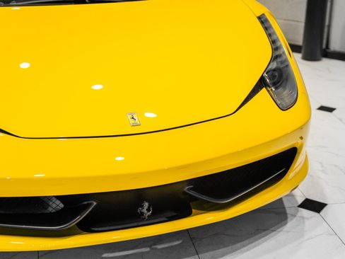Used 2011 Ferrari 458 Italia Coupe RWD image 10