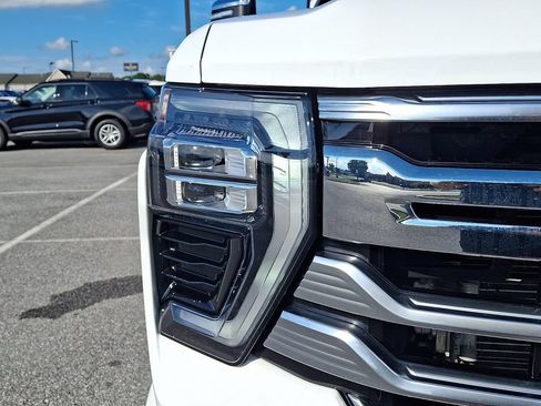 Used 2026 Chevrolet Silverado 3500 High Country w/ High Country Premium Package AWD/4WD image 10