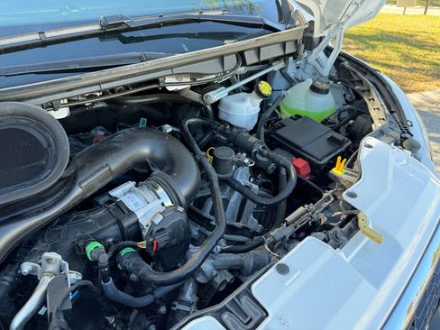 Used 2025 Ford Transit 350 XLT image 36