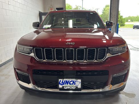 Used 2023 Jeep Grand Cherokee L Limited w/ Luxury Tech Group II AWD/4WD image 8