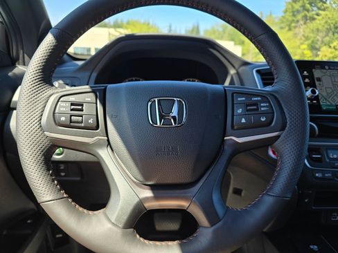 New 2025 Honda Ridgeline TrailSport image 16