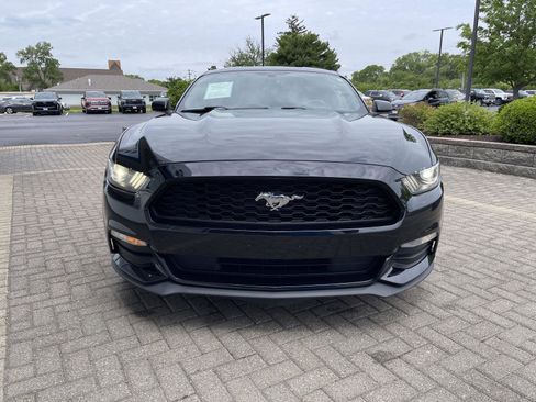 Used 2016 Ford Mustang Coupe RWD image 8