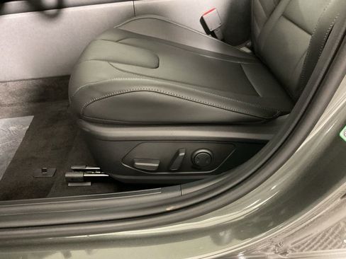 New 2026 Hyundai Elantra Limited image 23