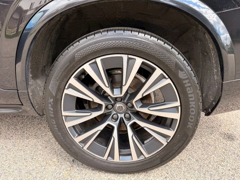 Used 2022 Volvo XC90 T5 Momentum w/ Climate Package AWD/4WD image 39
