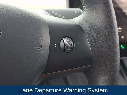 Used 2024 Tesla Model Y Long Range AWD/4WD image 7
