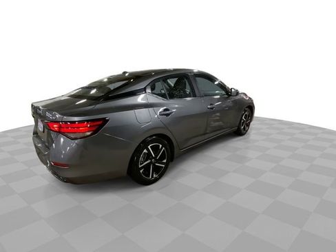 Used 2024 Nissan Sentra SV image 2
