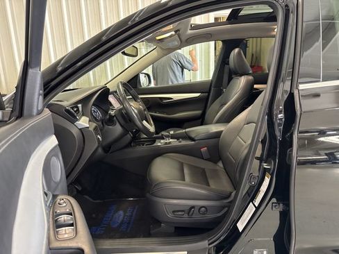 Used 2019 INFINITI QX50 Pure AWD/4WD image 39