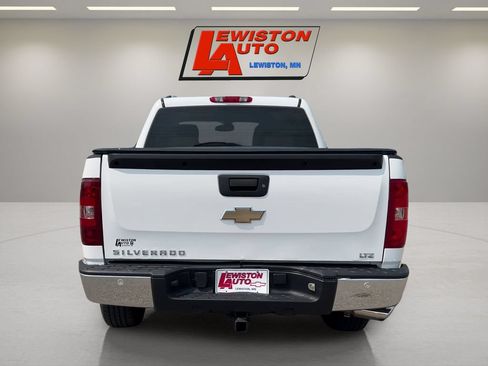 Used 2009 Chevrolet Silverado 1500 LTZ w/ Safety Package AWD/4WD image 4