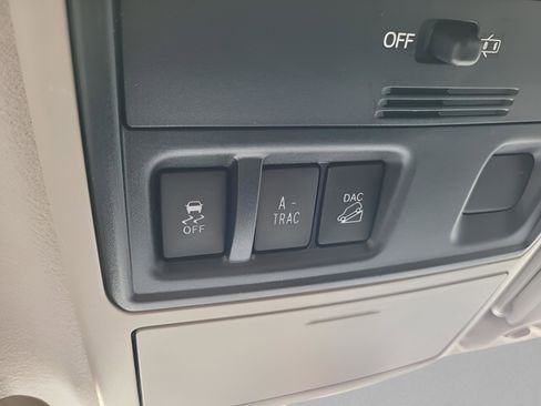 Certified 2019 Toyota 4Runner SR5 image 29