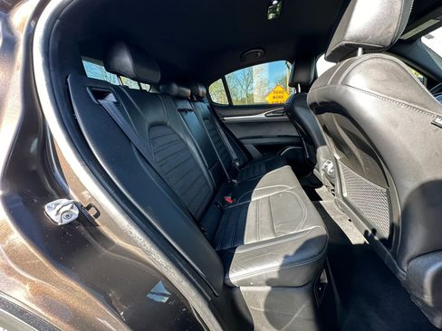Used 2018 Alfa Romeo Stelvio Ti Sport image 18