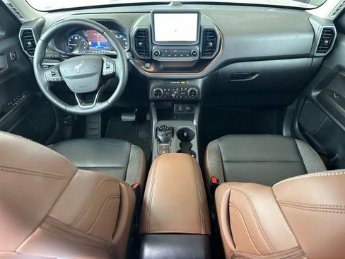 Used 2023 Ford Bronco Sport Outer Banks w/ Tech Package AWD/4WD image 9